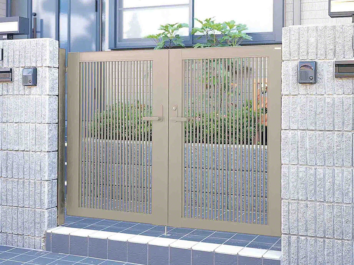 クレディ門扉 2型 たて細格子 両開き